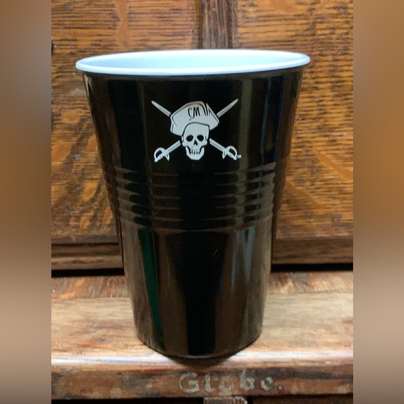 Officially Licensed Captain Morgan Rum Skull & Crossbones Pirate Plastic Glass - Picture 6 of 12